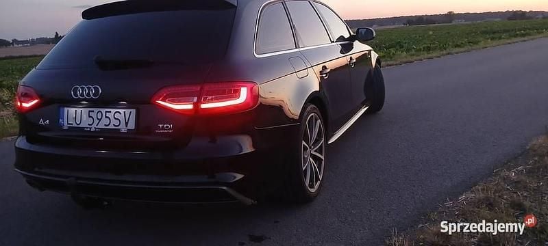 Używany Audi A4 S-Line 2015 Czarny Kombi