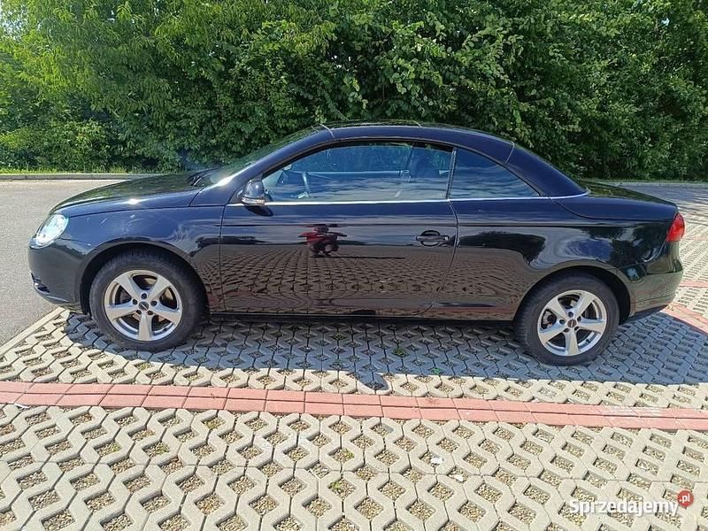 Czarny Używany 2008 VW Eos Kabriolet | 15 700 zł - Obraz 1/4