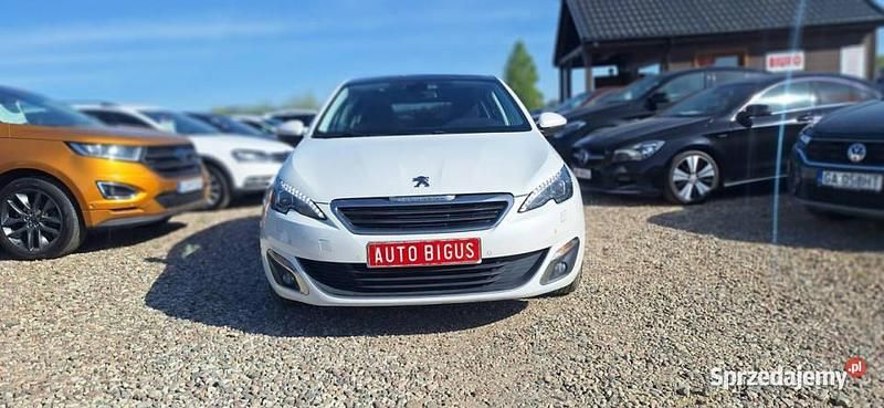 Biały (metalik, perła) Używany 2014 Peugeot 308 Hatchback | 28 900 zł (Dobra cena) - Obraz 1/4