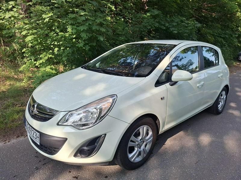 Zielony Używany 2013 Opel Corsa Active Hatchback | 18 500 zł (Dość drogi) - Obraz 1/4