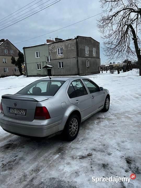 Używany VW Bora 2003 Srebrny Sedan/Limuzyna