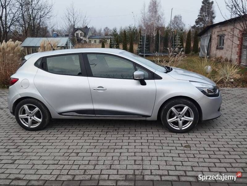 Srebrny Używany 2015 Renault Clio IV Hatchback | 25 000 zł (Uczciwa cena) - Obraz 1/4