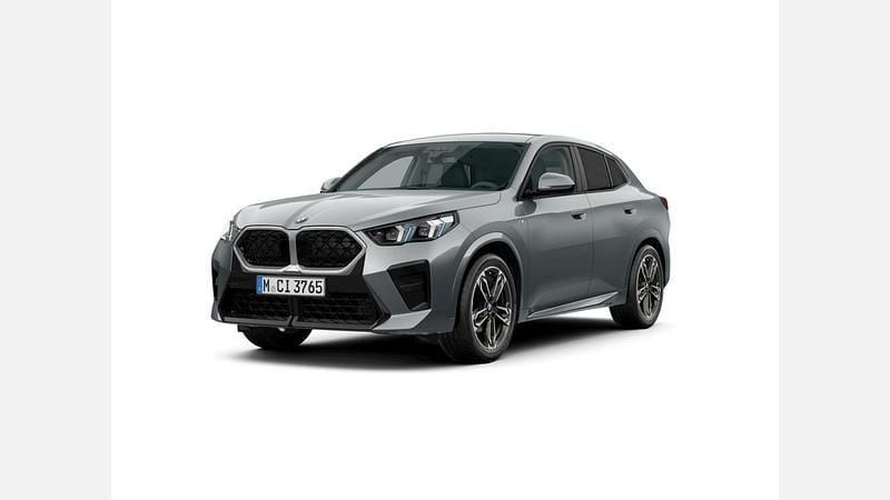 Szary skyscraper m metalizowany Używany 2024 BMW X2 Luxury Line SUV | 189 900 zł - Obraz 1/3