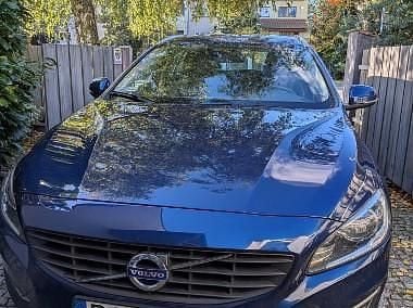 Inny kolor Używany 2016 Volvo V60 Ocean Race Kombi | 44 000 zł (Super Cena) - Obraz 1/4