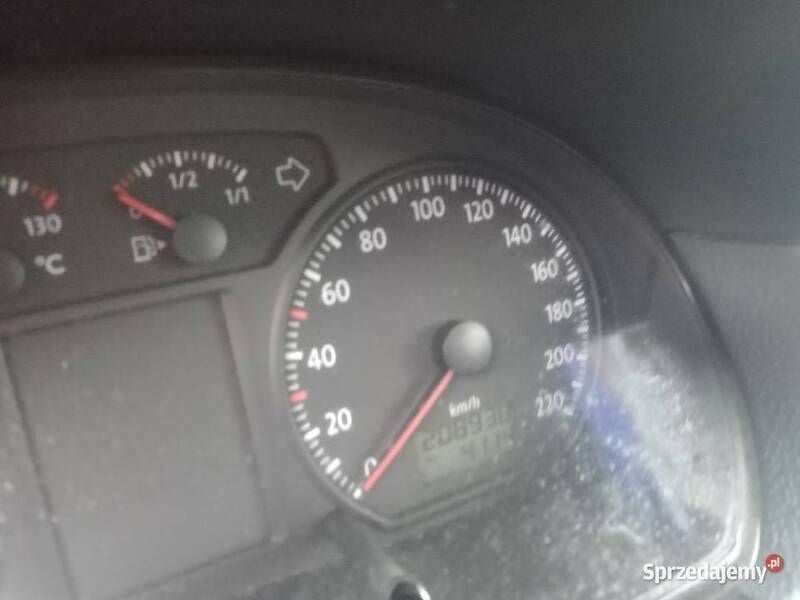 Używany VW Polo 2005 Srebrny Sedan/Limuzyna