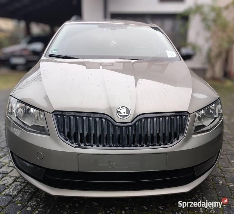 Używany Skoda Octavia 2014 Beżowy Hatchback