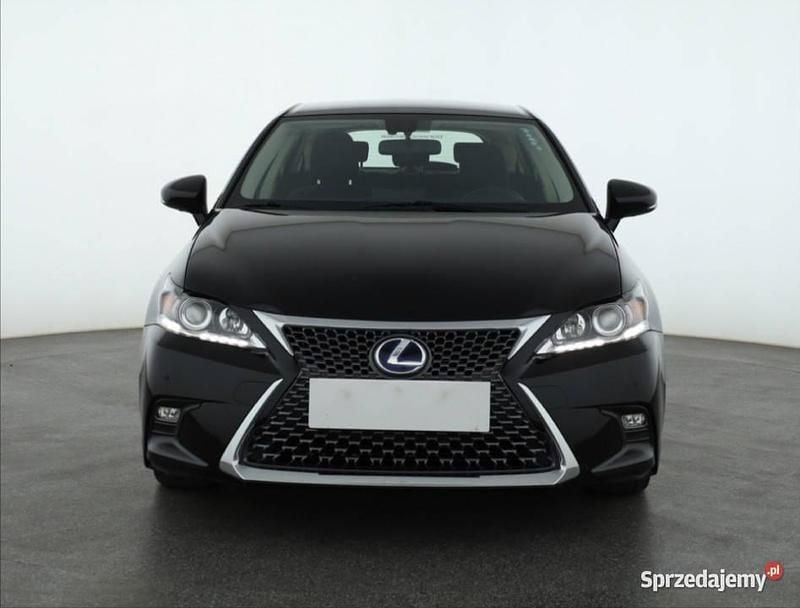 Czarny Używany 2018 Lexus CT200h Hatchback | 81 999 zł (Uczciwa cena) - Obraz 1/4