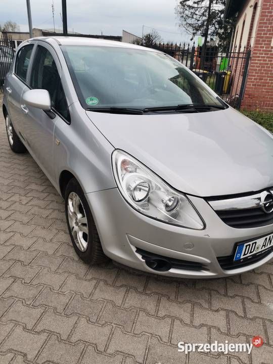 Używany 2010 Opel Corsa Hatchback | 10 900 zł (Uczciwa cena) - Obraz 1/4