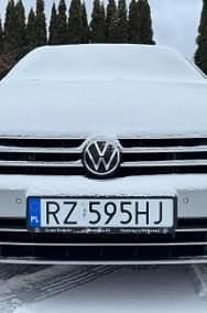 Używany VW Passat 150 KM (110 kW) 2023 Szary Kombi