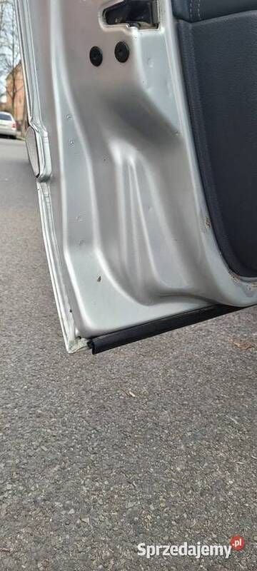 Używany Renault Laguna III 150 KM (110 kW) 2007