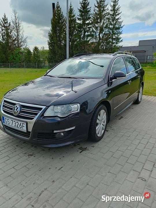 Czarny Używany 2009 VW Passat Comfortline Kombi | 17 500 zł (Uczciwa cena) - Obraz 1/4