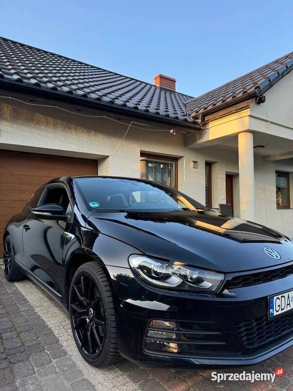 Czarny Używany 2015 VW Scirocco Coupe | 70 000 zł - Obraz 1/4