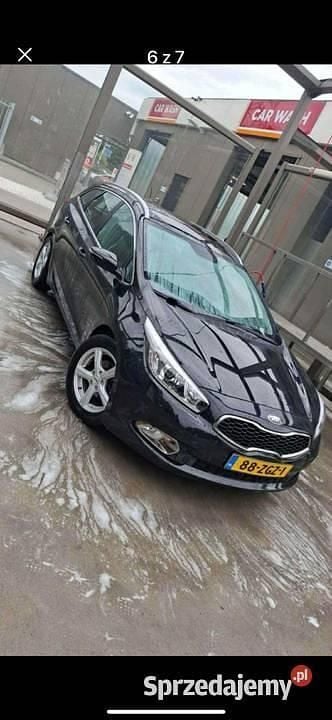 Czarny Używany 2012 Kia Ceed Hatchback | 21 500 zł (Uczciwa cena) - Obraz 1/4