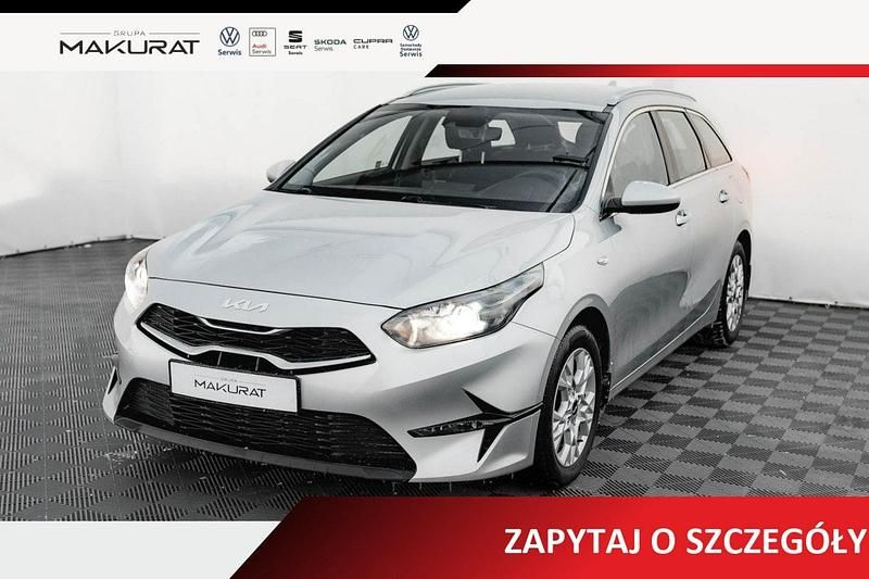Używany Kia Ceed 160 KM (117 kW) 2022 Srebrny Hatchback