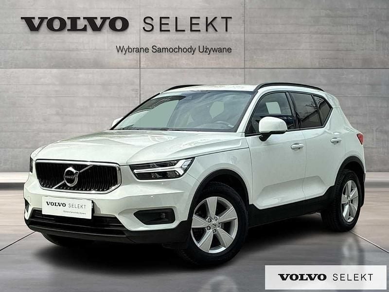 Biały Używany 2020 Volvo XC40 SUV | 110 000 zł (Uczciwa cena) - Obraz 1/3