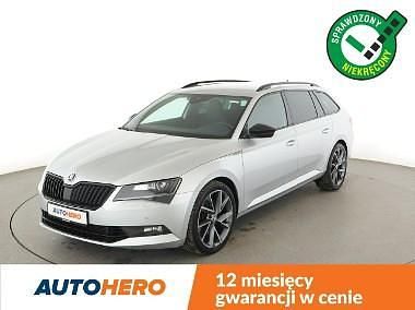 Szary (metalik) Używany 2017 Skoda Superb Kombi | 90 800 zł (Uczciwa cena) - Obraz 1/3