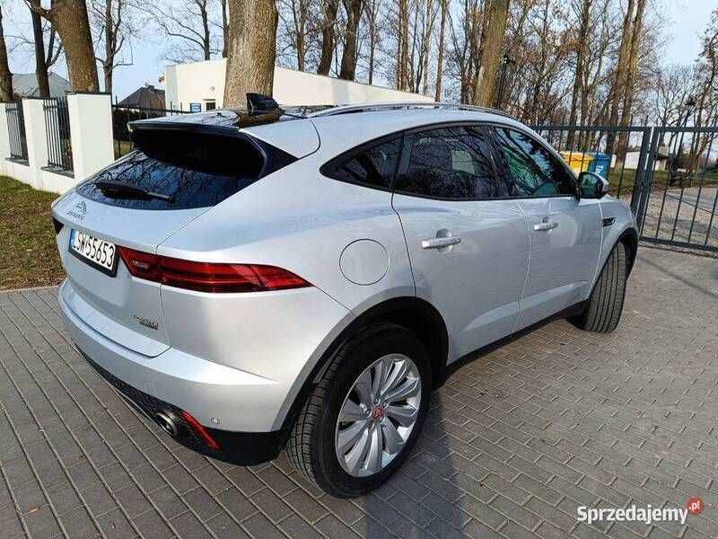 Używany Jaguar E-Pace 2018 Srebrny SUV