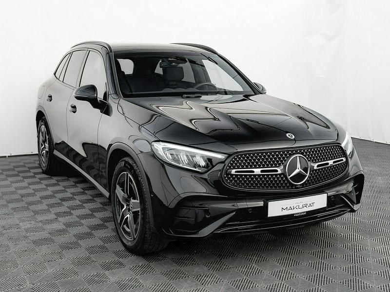 Używany Mercedes GLC220 AMG line 2024 Czarny SUV