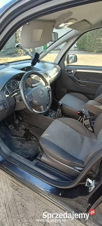 Czarny Używany 2006 Opel Meriva Minivan | 6500 zł (Uczciwa cena) - Obraz 1/4