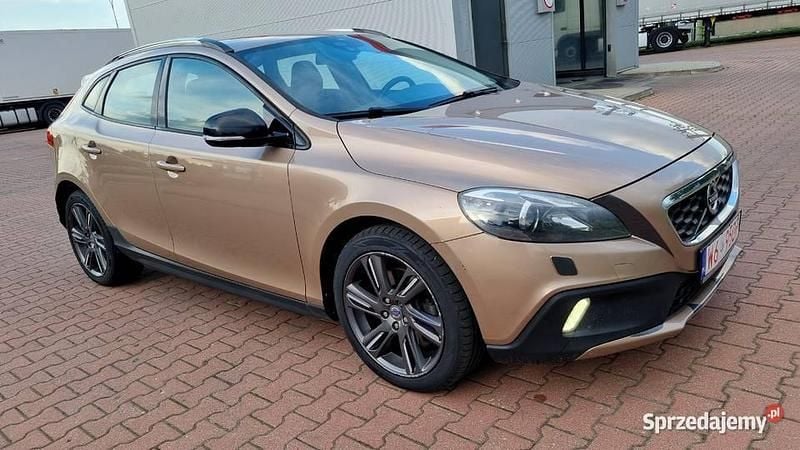 Brązowy Używany 2013 Volvo V40 Kombi | 37 500 zł (Uczciwa cena) - Obraz 1/4