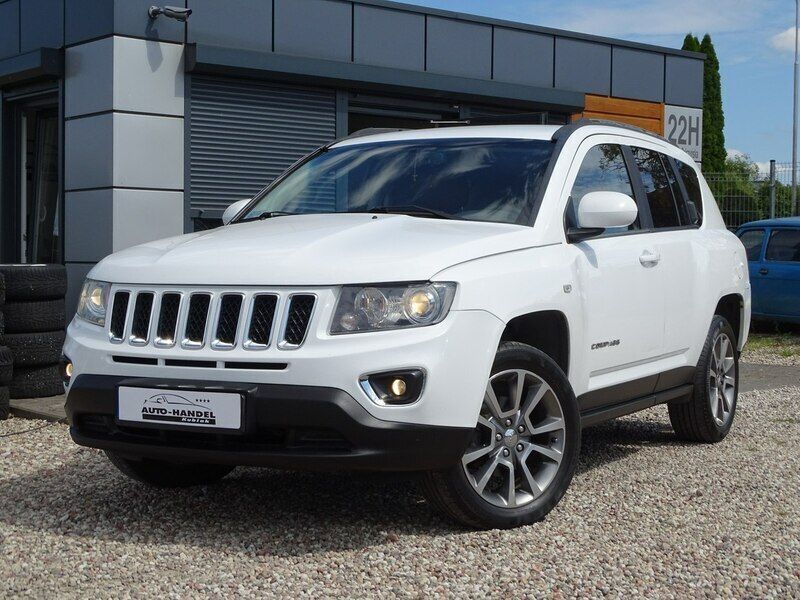 Biały Używany 2014 Jeep Compass SUV | 39 900 zł (Uczciwa cena) - Obraz 1/4