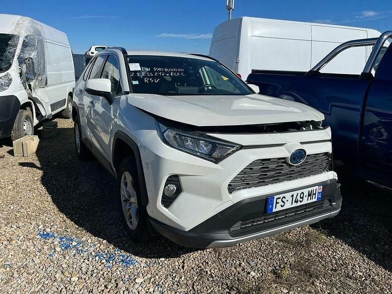 Biały Używany 2020 Toyota RAV4 SUV | 45 800 zł - Obraz 1/4