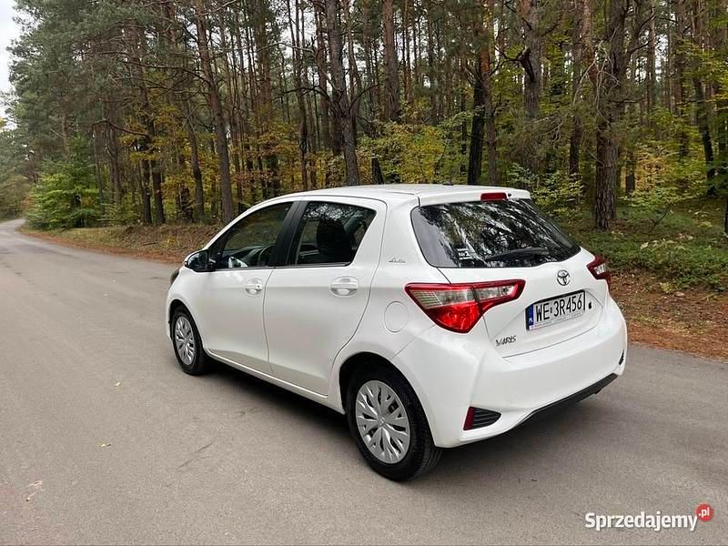 Biały Używany 2020 Toyota Yaris Hatchback | 37 800 zł (Uczciwa cena) - Obraz 1/4