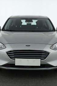 Używany Ford Focus 125 KM (91 kW) 2019 Srebrny Hatchback