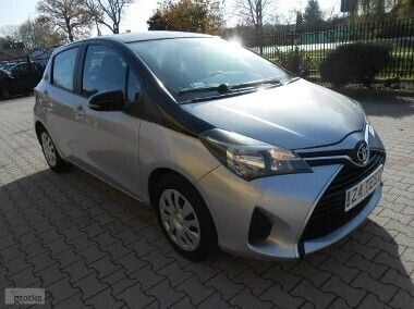 Srebrny Używany 2014 Toyota Yaris Hatchback | 30 900 zł - Obraz 1/4