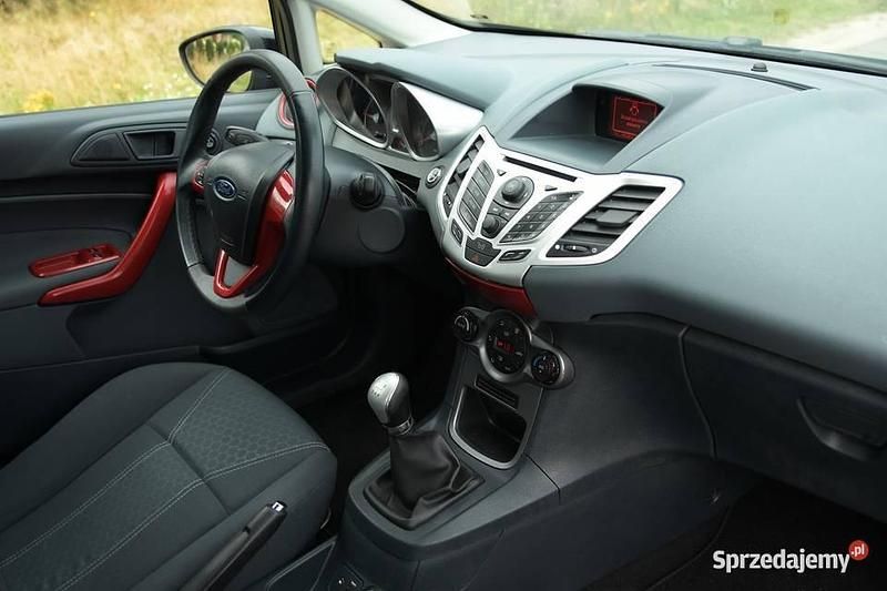 Używany Ford Fiesta Titanium 2009 Hatchback