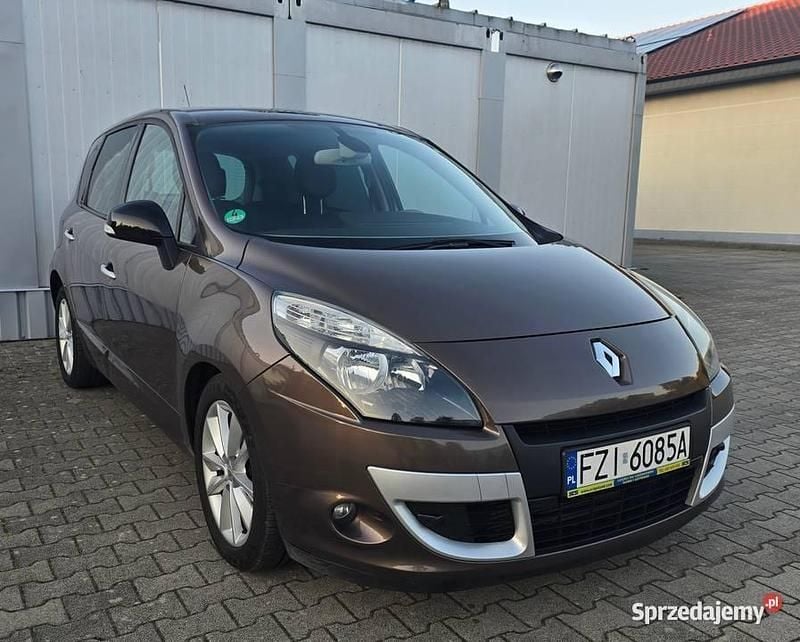 Używany 2011 Renault Scénic III Minivan | 23 900 zł (Uczciwa cena) - Obraz 1/4