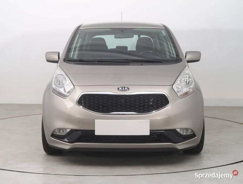 Beżowy Używany 2015 Kia Venga Hatchback | 32 999 zł (Uczciwa cena) - Obraz 1/4