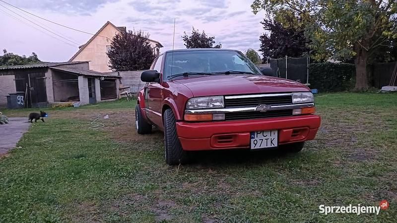 Używany Chevrolet S10 1999 Czerwony Pickup