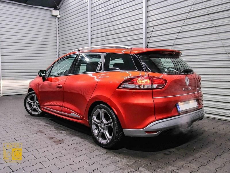 Używany Renault Clio GrandTour 120 KM (88 kW) 2014 Czerwony (metalik) Kombi