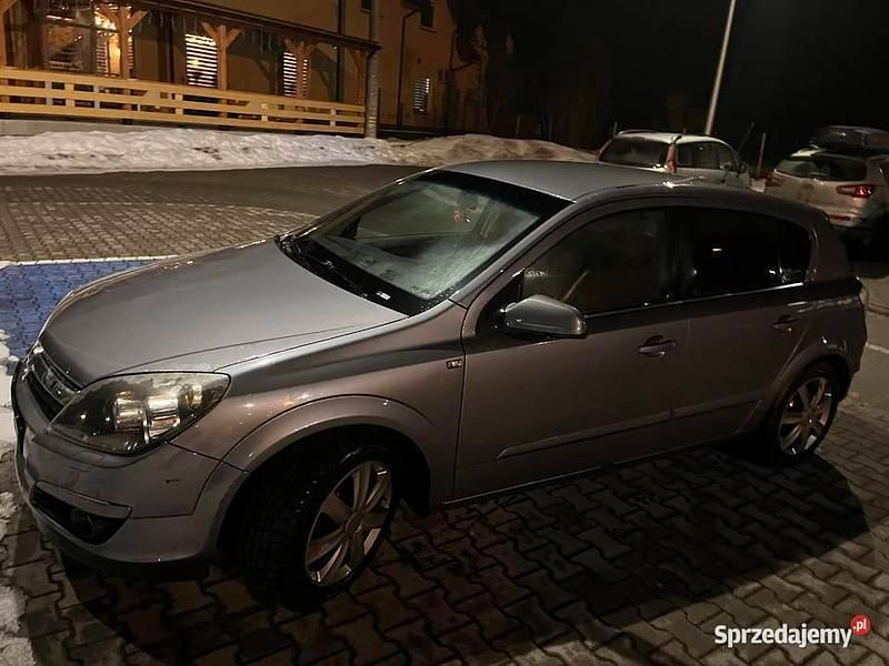 Używany Opel Astra 2005 Grafitowy Hatchback