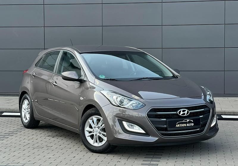 Brązowy (metalik) Używany 2015 Hyundai i30 Hatchback | 42 900 zł (Uczciwa cena) - Obraz 1/4