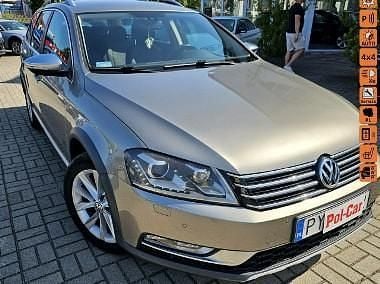 Złoty (metalik) Używany 2012 VW Passat Alltrack Kombi | 34 900 zł - Obraz 1/4