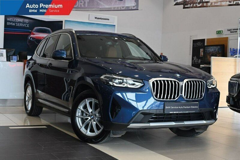 Niebieski (metalik) Używany 2021 BMW X3 SUV | 173 900 zł (Drogi) - Obraz 1/4