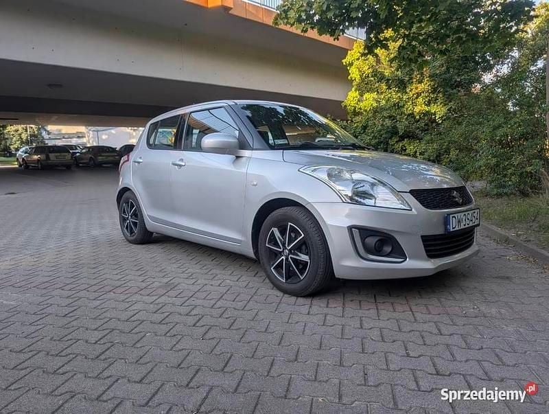 Używany 2013 Suzuki Swift | 23 500 zł (Uczciwa cena) - Obraz 1/4