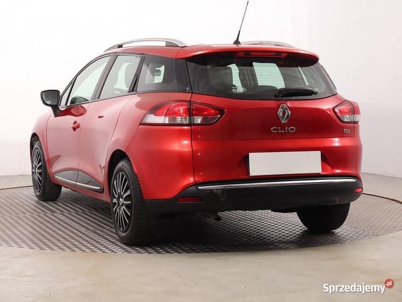 Używany Renault Clio GrandTour 90 KM (66 kW) 2013 Czerwony Kombi