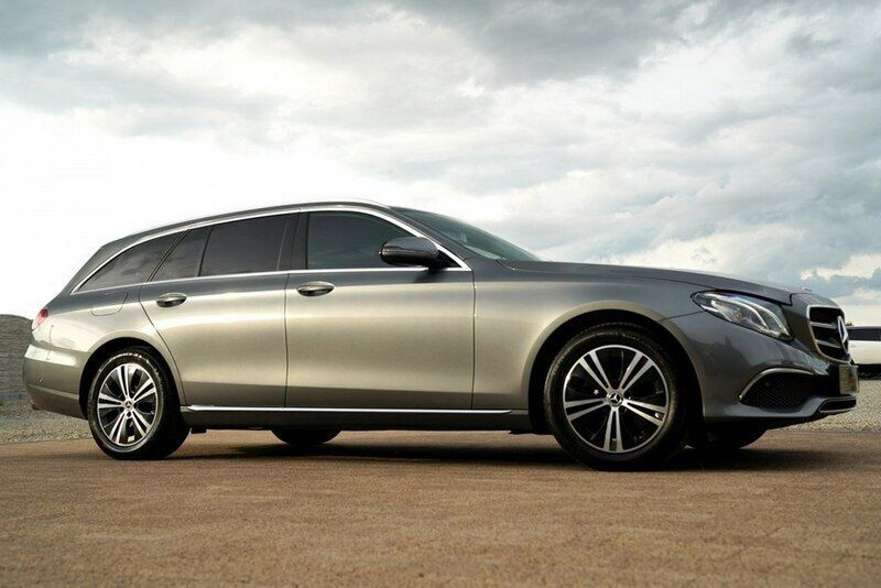 Używany Mercedes E220 194 KM (142 kW) 2019 Szary (metalik) Sedan/Limuzyna