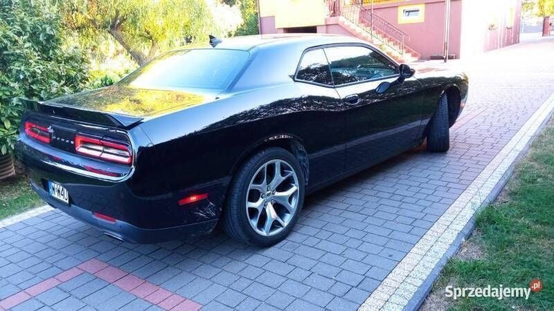 Czarny Używany 2016 Dodge Challenger Coupe | 78 500 zł (Uczciwa cena) - Obraz 1/4