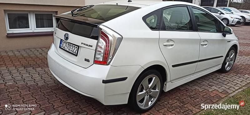 Używany Toyota Prius 99 KM (72 kW) 2015