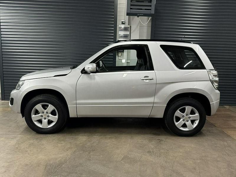 Używany Suzuki Grand Vitara 106 KM (77 kW) 2013 Srebrny SUV