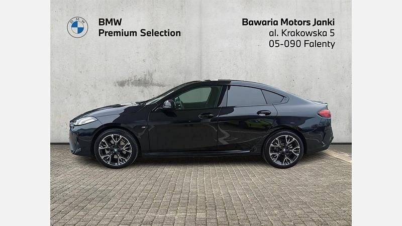 Używany BMW 220 Shadowline 156 KM (114 kW) 2025 Czarny szafir metalizowany Coupe