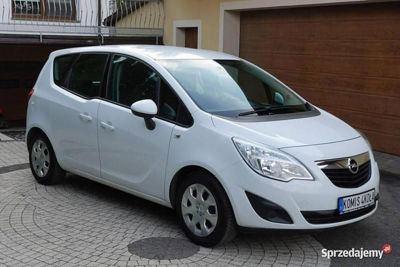 Biały (metalik) Używany 2012 Opel Meriva Minivan | 19 900 zł (Dobra cena) - Obraz 1/4