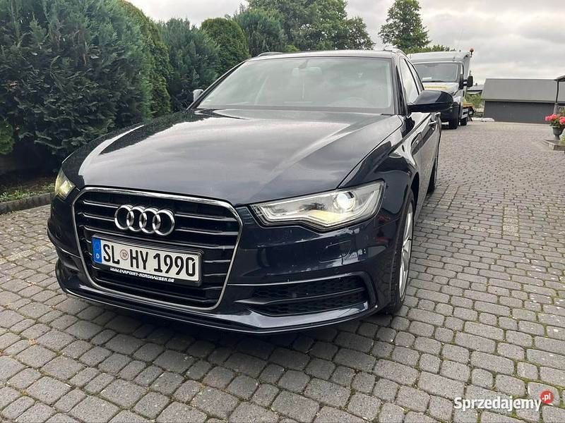 Granatowy Używany 2011 Audi A6 S-Line Kombi | 52 700 zł (Drogi) - Obraz 1/4