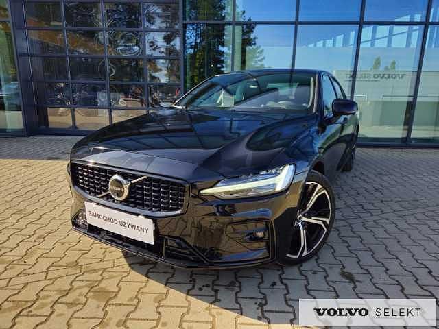Czarny Używany 2024 Volvo S60 Sedan/Limuzyna | 188 900 zł - Obraz 1/3