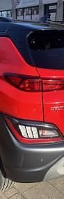 Używany Hyundai Kona 120 KM (88 kW) 2021 Czerwony SUV