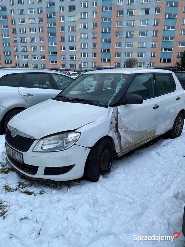 Biały Używany 2011 Skoda Fabia Hatchback | 5000 zł (Super Cena) - Obraz 1/4